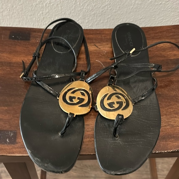 Gucci Sandals - Picture 1 of 4